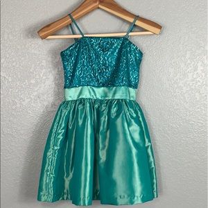 Un Deux Trois Dress